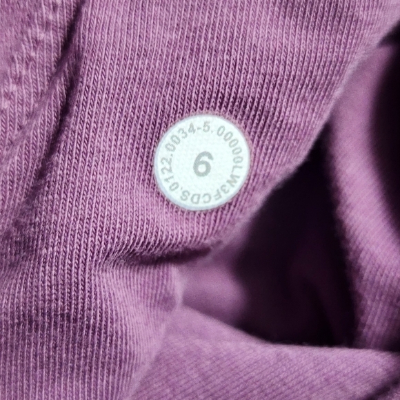 Lululemon Loungeful Hoodie Vintage Plum Size 6 Casual Comfort - Picture 9 of 9